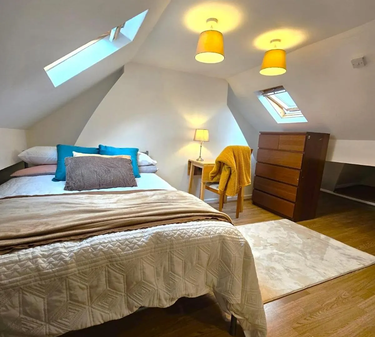 Cardiff University Hospital Of Wales Luxury Guesthouse ホームステイ